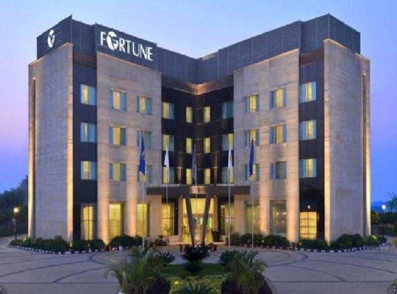 Fortune Park Orange, Sidhrawali, Gurugram - Member Itc Hotels' Group Bhiwadi Exterior foto